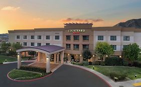 Courtyard By Marriott Santa Clarita Valencia